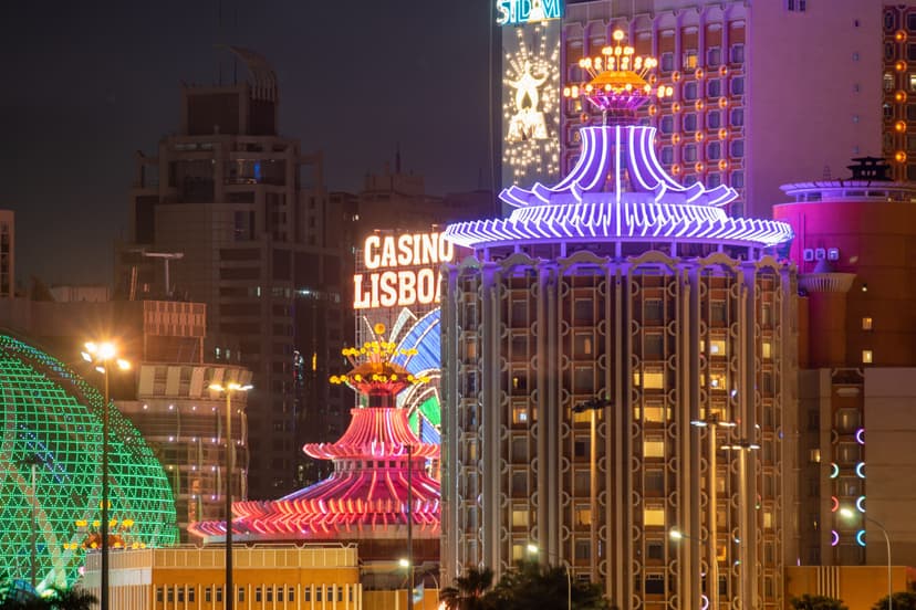 A Day (and Night) Inside the Flamingo Las Vegas Casino1