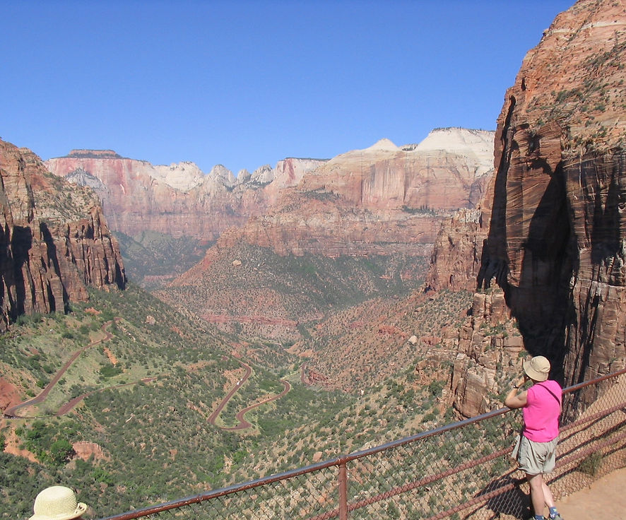 Zion National Park Light Hiking Tour – Las Vegas tour tickets